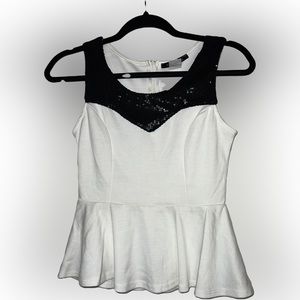 Must Have Brand Sequins Sleeveless Blouse Size S